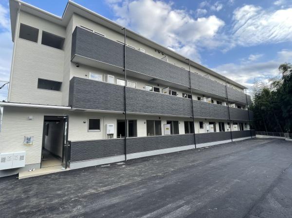 福岡市東区多々良２丁目のアパート