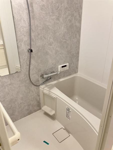 福岡市東区名島２丁目のマンション