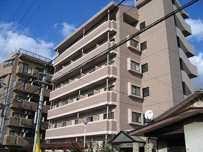 福岡市博多区吉塚７丁目のマンション