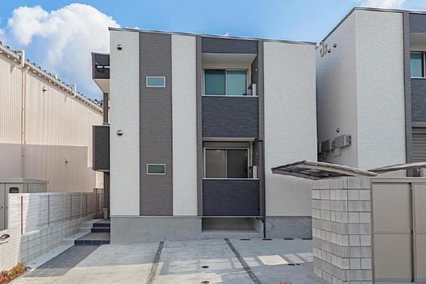 福岡市東区松崎２丁目のアパート