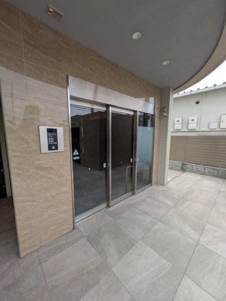 福岡市博多区吉塚５丁目のマンション