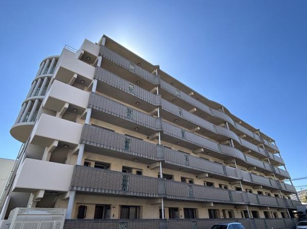 福岡市博多区吉塚６丁目のマンション