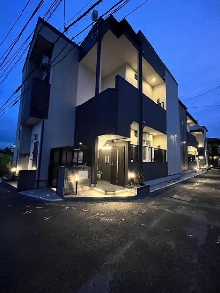 福岡市博多区吉塚８丁目のアパート