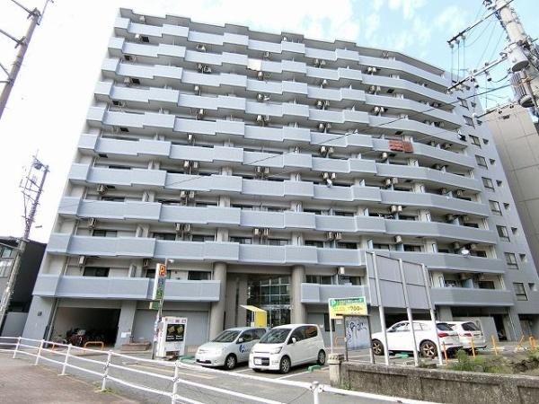 福岡市博多区千代２丁目のマンション