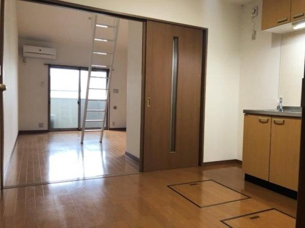 福岡市東区箱崎２丁目のアパート