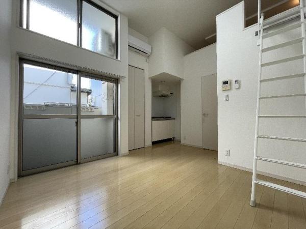 福岡市東区箱崎６丁目のアパート