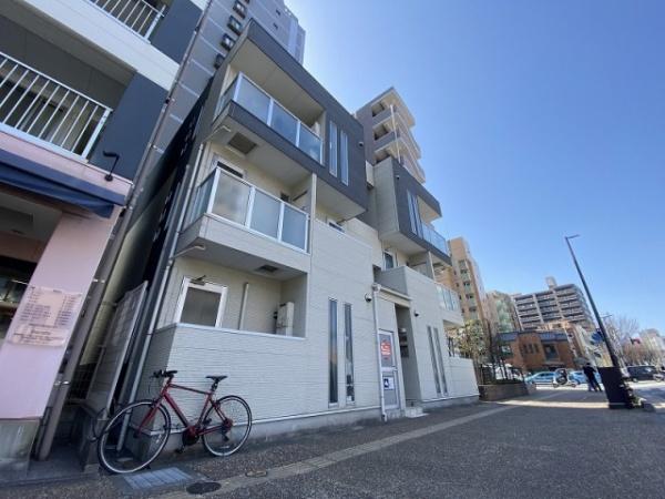 アハイブ箱崎駅前204