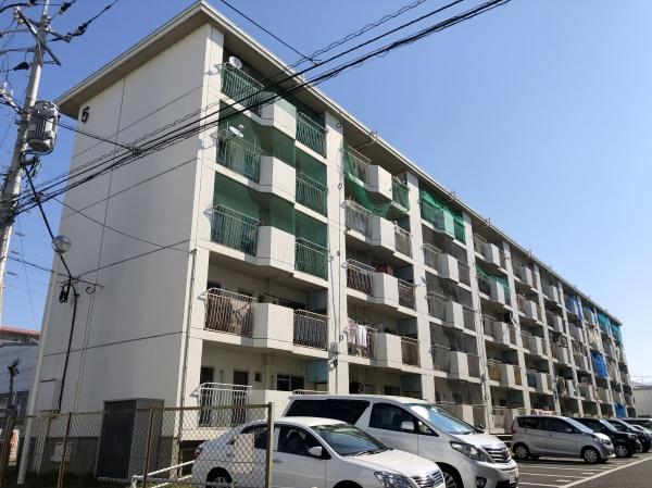 福岡市東区多の津５丁目のマンション