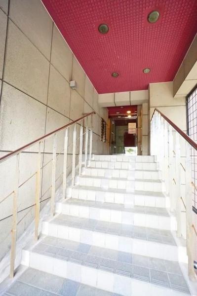 福岡市博多区御供所町のマンション(エントランス)