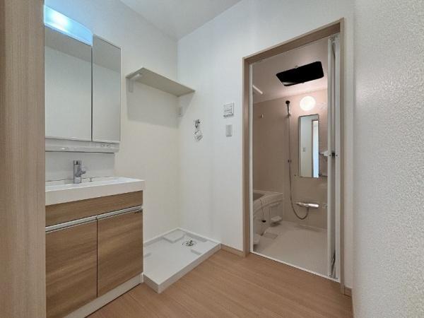 福岡市東区若宮5丁目のアパート(洗面台・洗面所)