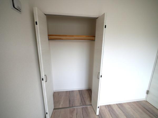 福岡市東区原田1丁目のアパート(収納)