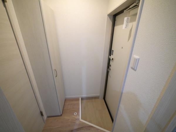 福岡市東区原田1丁目のアパート(玄関)