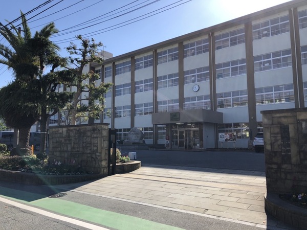 福岡市早良区弥生１丁目のアパート(福岡市立城南中学校)
