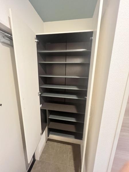 福岡市早良区弥生１丁目のアパート