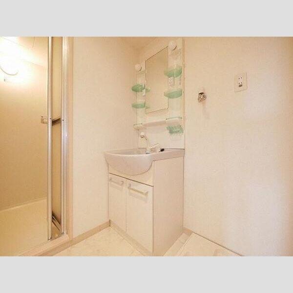 福岡市博多区吉塚６丁目のマンション