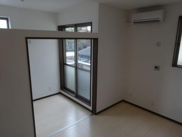 福岡市東区名島２丁目のアパート