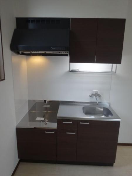 福岡市東区名島２丁目のアパート