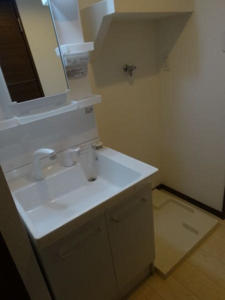 福岡市東区名島２丁目のアパート