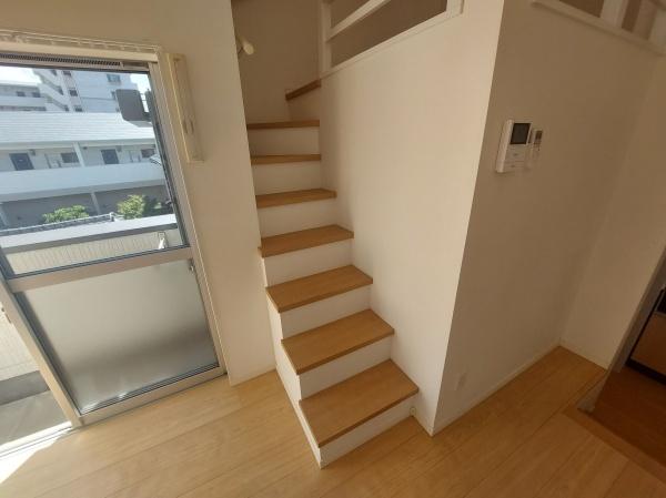 福岡市東区原田１丁目のアパート