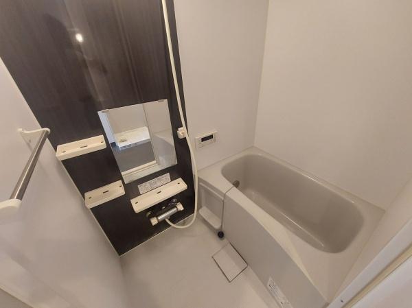 福岡市東区原田１丁目のアパート