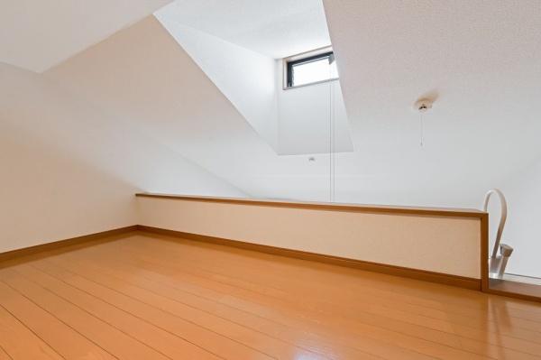 福岡市博多区吉塚１丁目のアパート