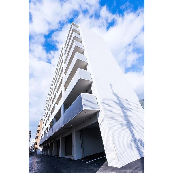 福岡市博多区吉塚４丁目のマンション