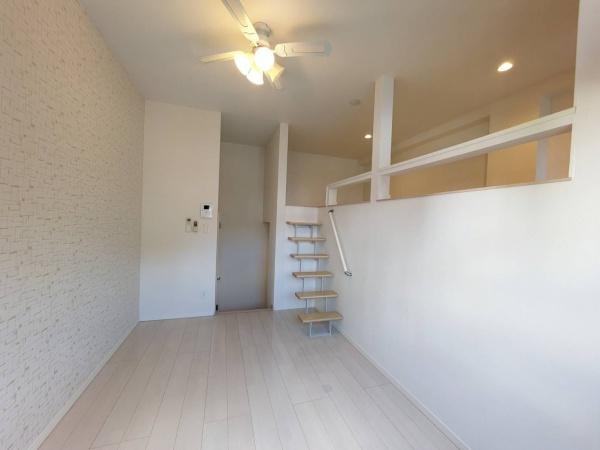 福岡市東区名島５丁目のアパート