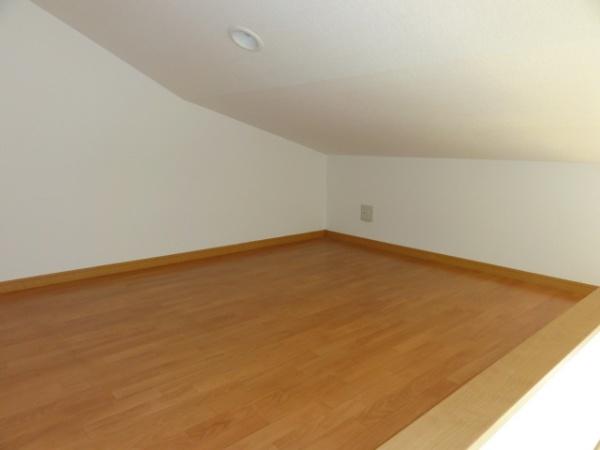 福岡市東区箱崎２丁目のアパート