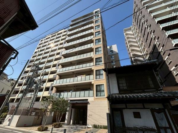 福岡市博多区千代３丁目のマンション
