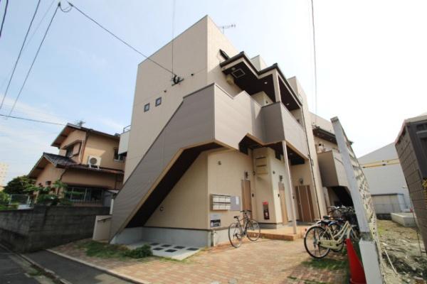 福岡市東区原田２丁目のアパート