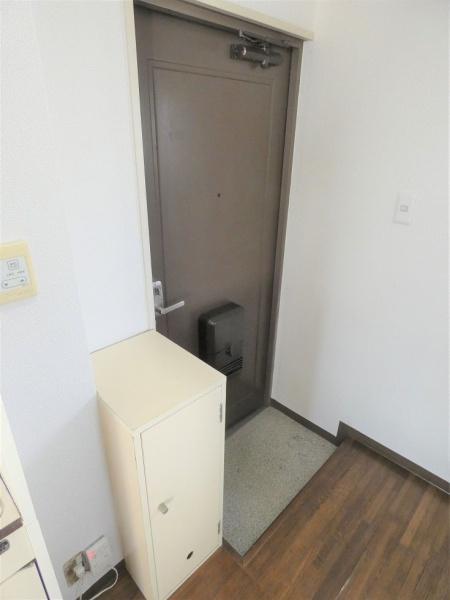 福岡市東区名島２丁目のアパート