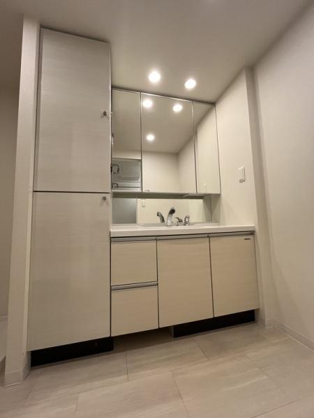 福岡市東区千早４丁目のマンション