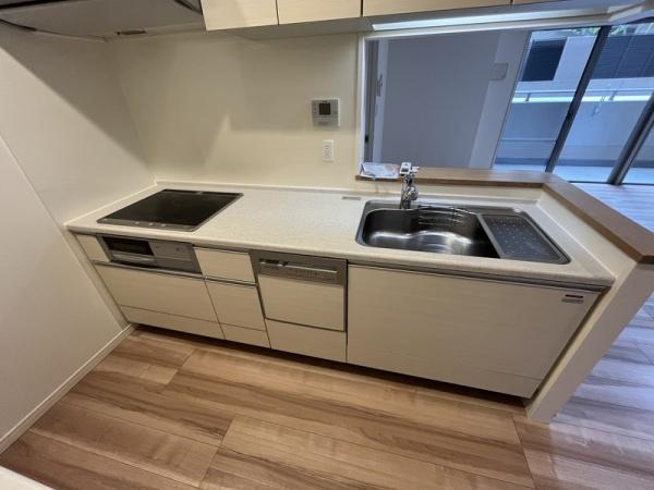 福岡市東区千早４丁目のマンション