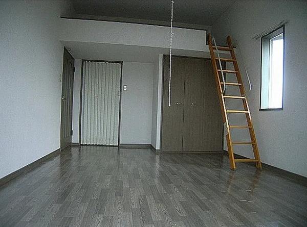 福岡市東区原田１丁目のアパート