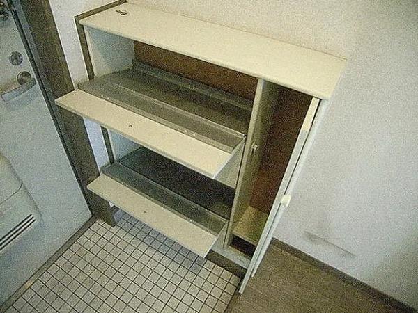 福岡市東区原田１丁目のアパート