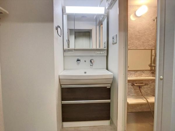 福岡市博多区吉塚６丁目のマンション