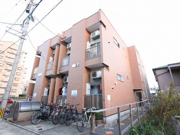 福岡市博多区吉塚４丁目のアパート