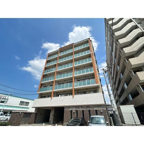 福岡市博多区吉塚８丁目のマンション