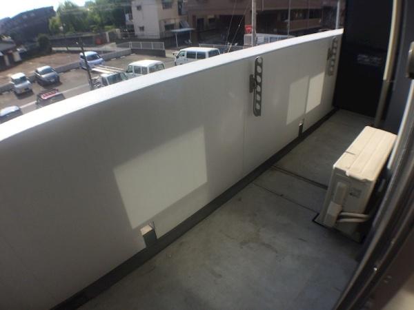 福岡市博多区吉塚３丁目のマンション