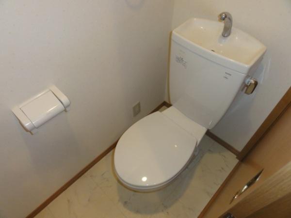 福岡市博多区千代１丁目のアパート