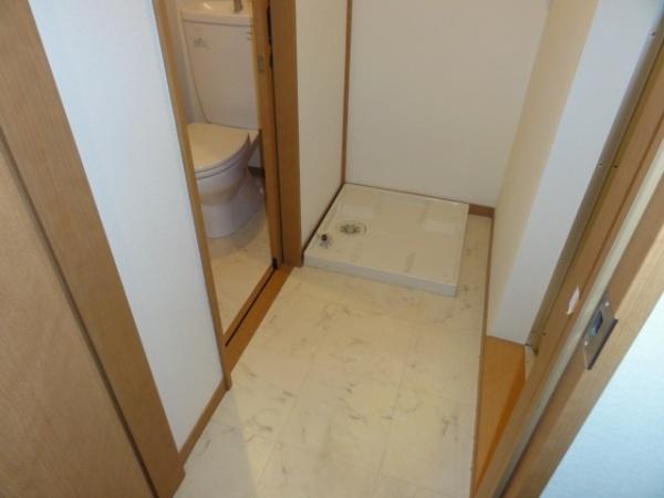 福岡市博多区千代１丁目のアパート