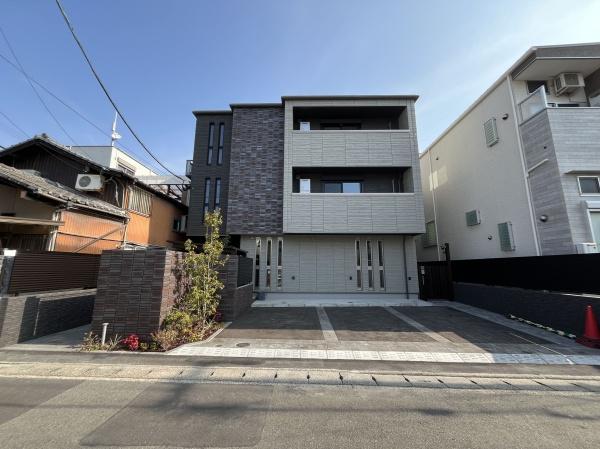 福岡市博多区吉塚１丁目のマンション