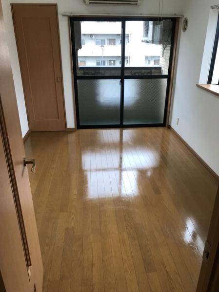 福岡市博多区吉塚１丁目のアパート
