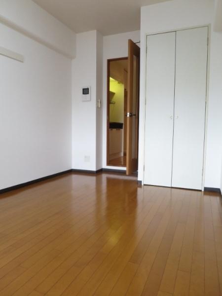 福岡市博多区千代４丁目のマンション