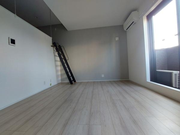 福岡市東区箱崎３丁目のアパート