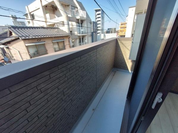 福岡市東区箱崎３丁目のアパート