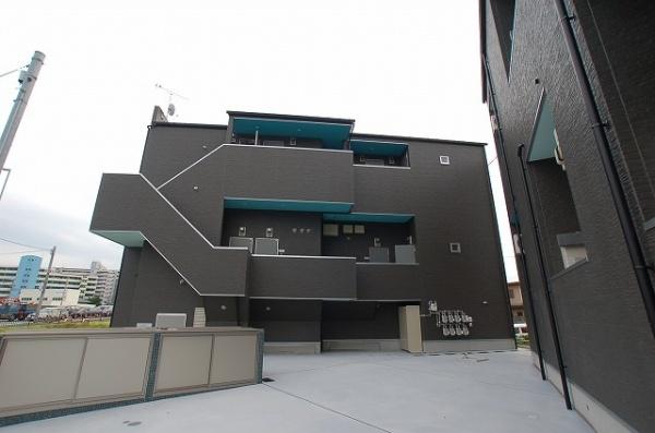 福岡市東区松崎4丁目のアパート