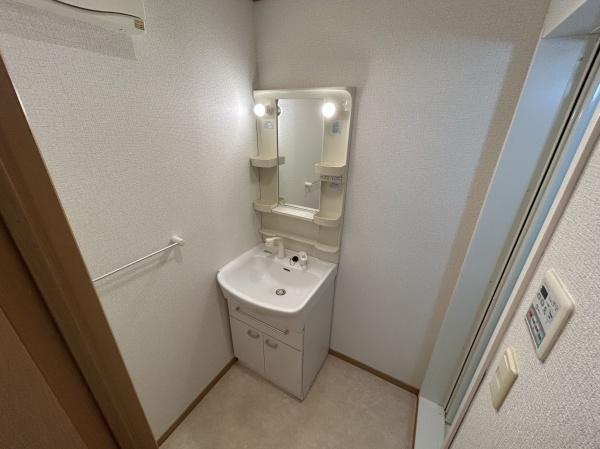 福岡市東区原田２丁目のアパート