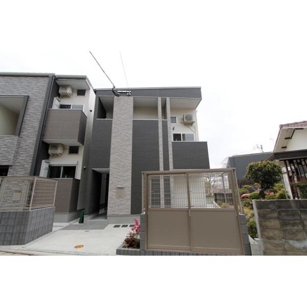 福岡市東区名島3丁目のアパート