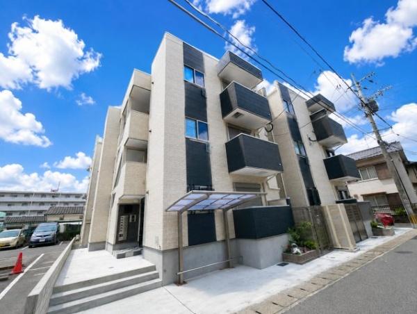 福岡市東区原田１丁目のアパート